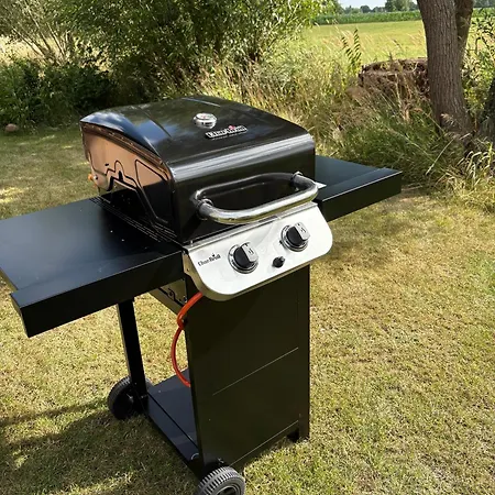 108 - Tiny House Mit Blick Ins Gruene Dom wakacyjny